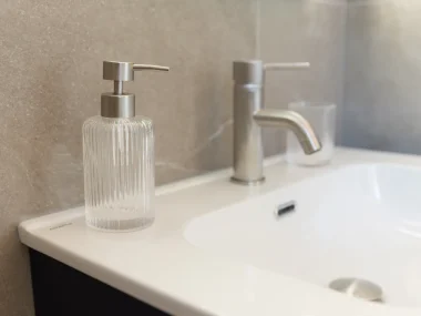 Chambre Frêne salle de bain